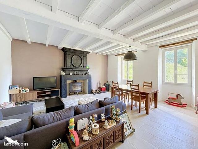 Maison vente à Rouffignac, Charente-Maritime