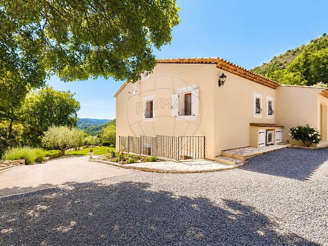 Maison vente à Le Collet, Coursegoules
