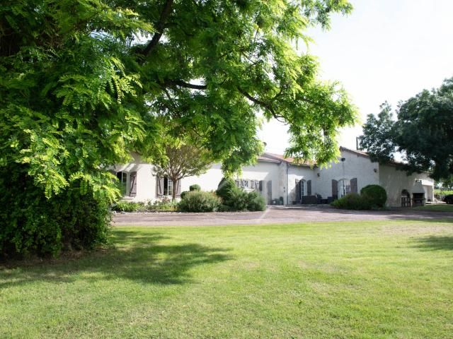 Maison vente à Cognac, Nonaville