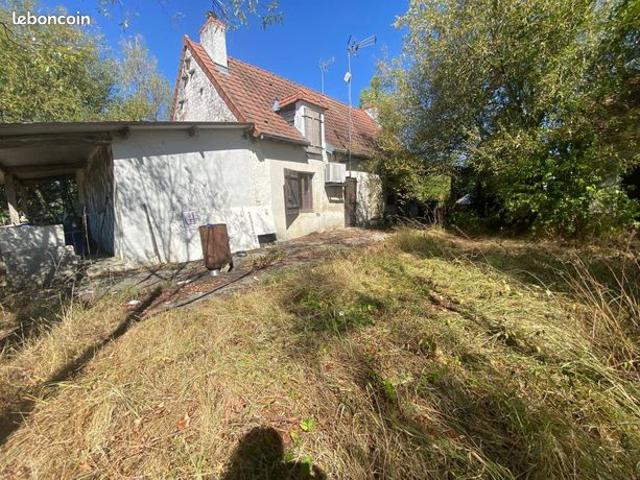 Maison vente à Nevers, Anlezy