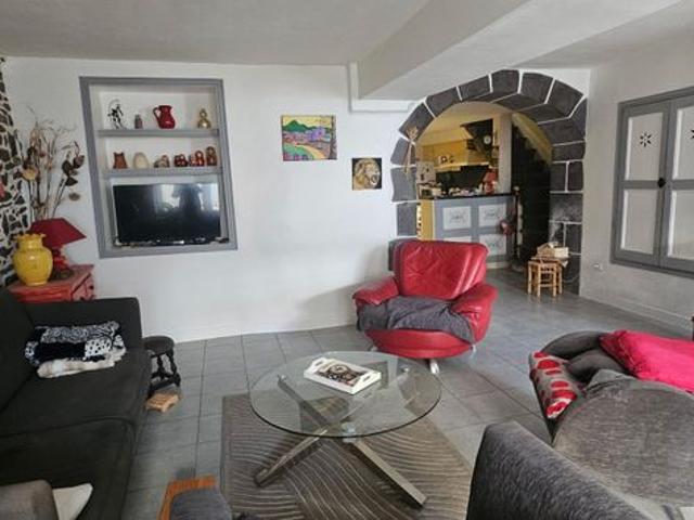 Maison vente à Clermont-Ferrand, Châteaugay