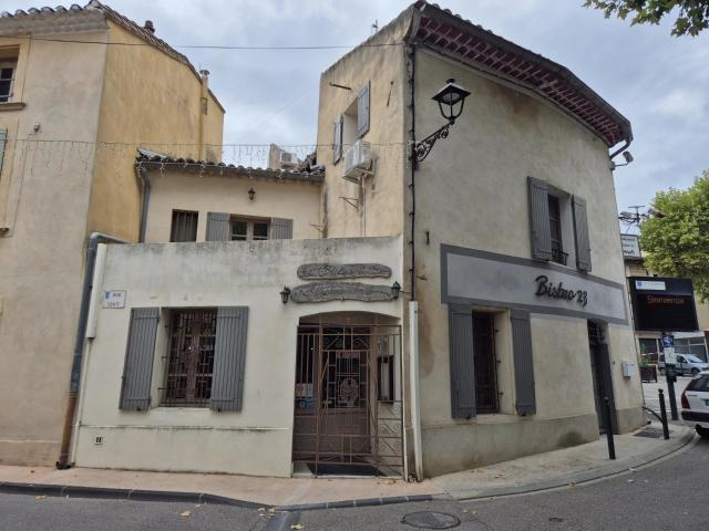 Maison vente à Carpentras, Courthézon