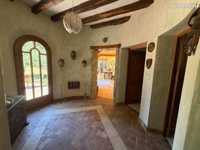 Maison vente à Châtellerault, Verrue