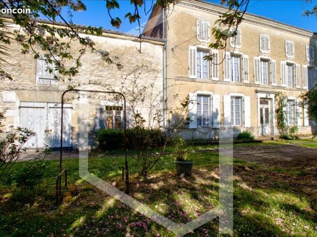 Maison vente à Saint-Jean-d'Angély, Vergné