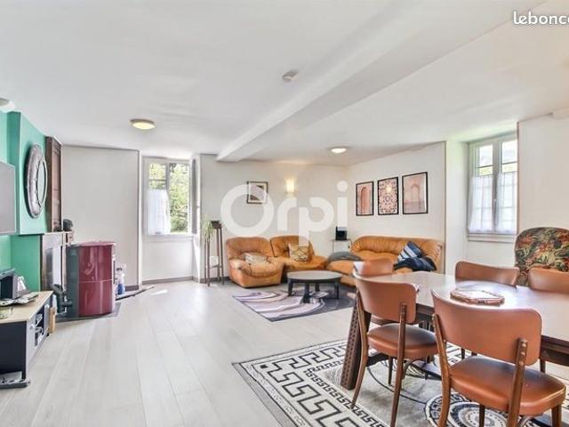 Maison vente à Oloron-Sainte-Marie, Cette-eygun