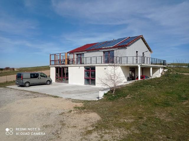 Maison vente à Courenc, Beaux
