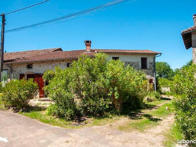 Maison vente à Nontron, Busserolles