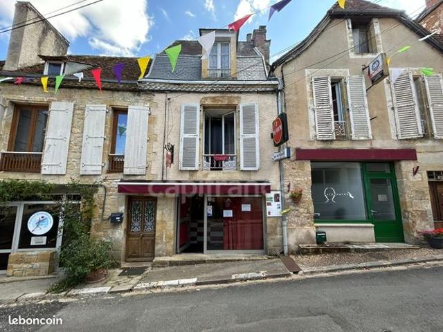 Maison vente à Nontron, Excideuil