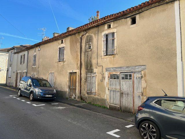 Maison vente à Confolens, Chasseneuil-sur-bonnieure