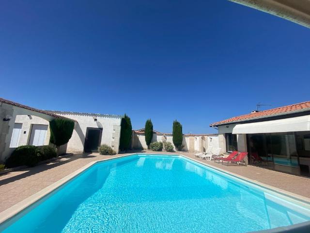 Maison vente à Bordeaux, Castres-gironde