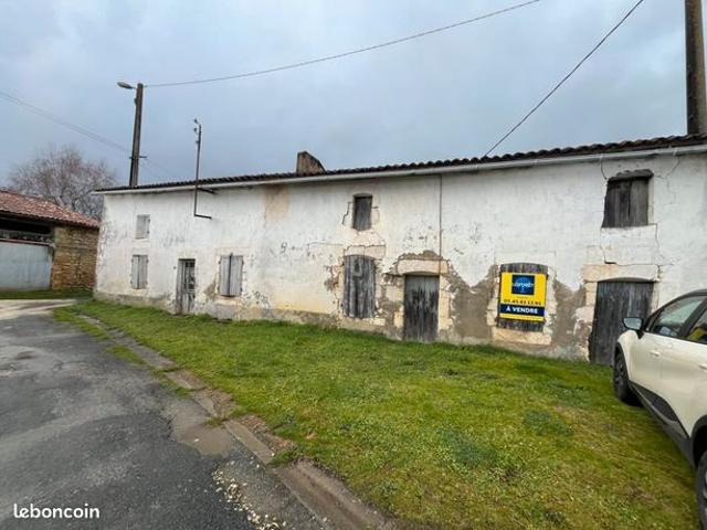 Maison vente à Saint-Jean-d'Angély, Brizambourg