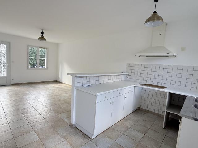 Maison vente à Les Hôpitaux, Clavette