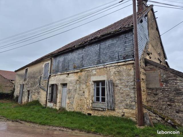 Maison vente à Auxerre, Bourgogne-Franche-Comté