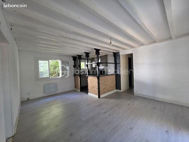 Maison vente à Courtenay, Loiret