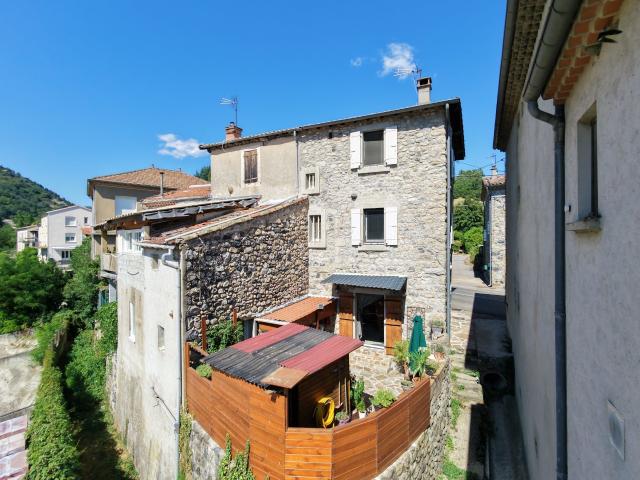 Maison vente à Le Pont de l'Ocre, Vals-les-Bains