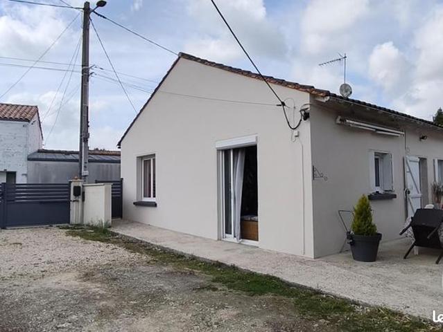Maison vente à Saintes