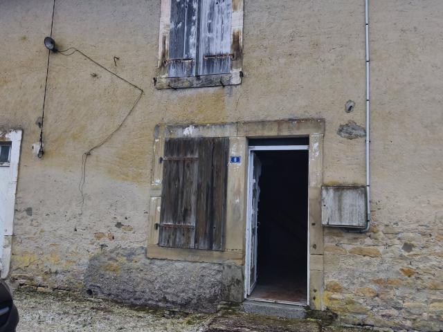 Maison vente à Neufchâteau, Hennezel