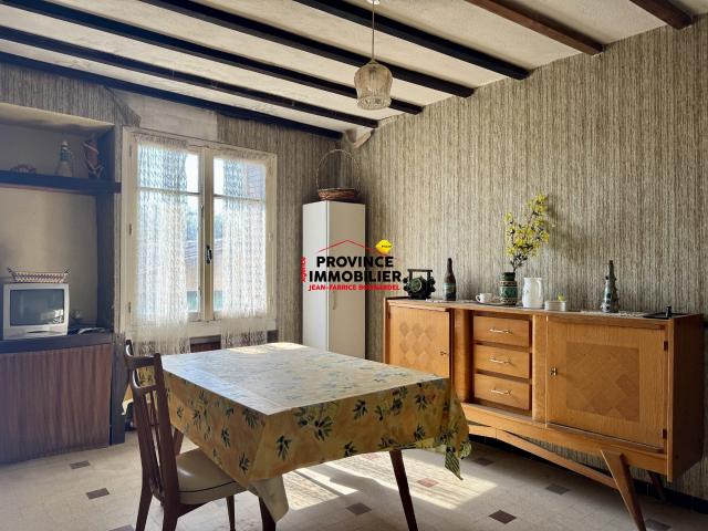 Maison vente à Carpentras, Sainte-cécile-les-vignes