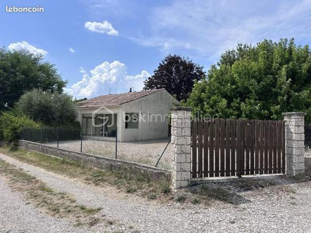 Maison vente à Forcalquier, Ongles
