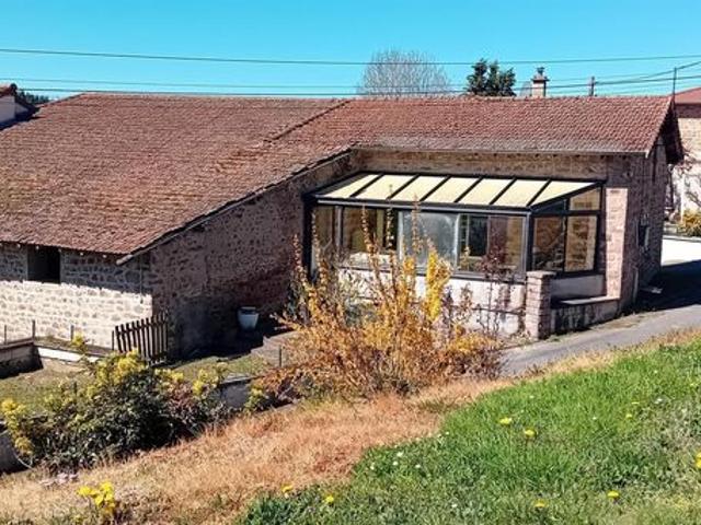 Maison vente à Agen, Cours
