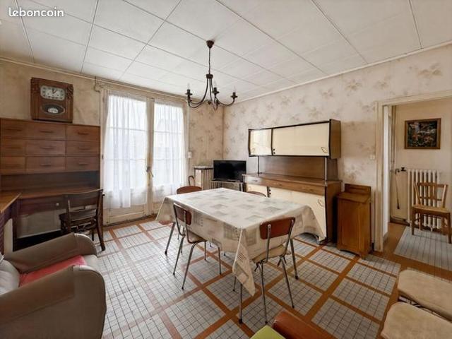 Maison vente à Saint-Amand-Montrond, Sancoins