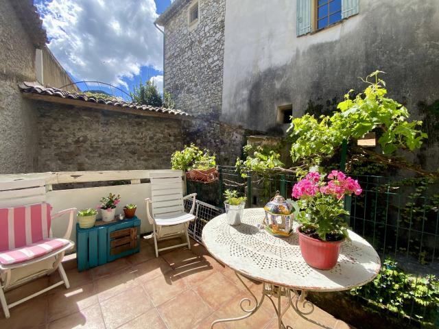 Maison vente à Carpentras, Savoillan