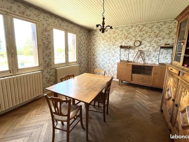 Maison vente à Lons-le-Saunier, Arinthod