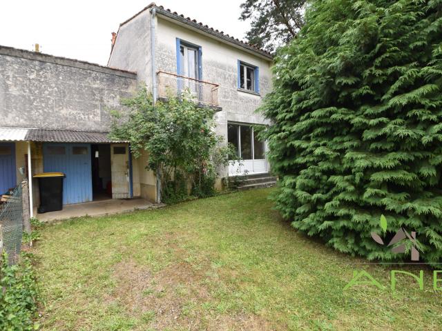 Maison vente à Angoulême, Montbron