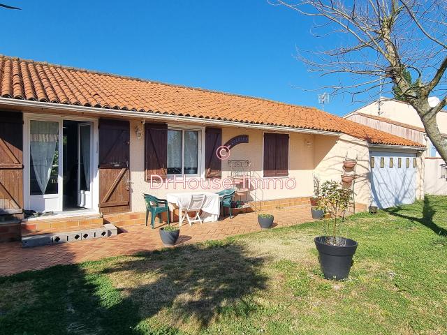 Maison vente à Fontenay-le-Comte, Grues