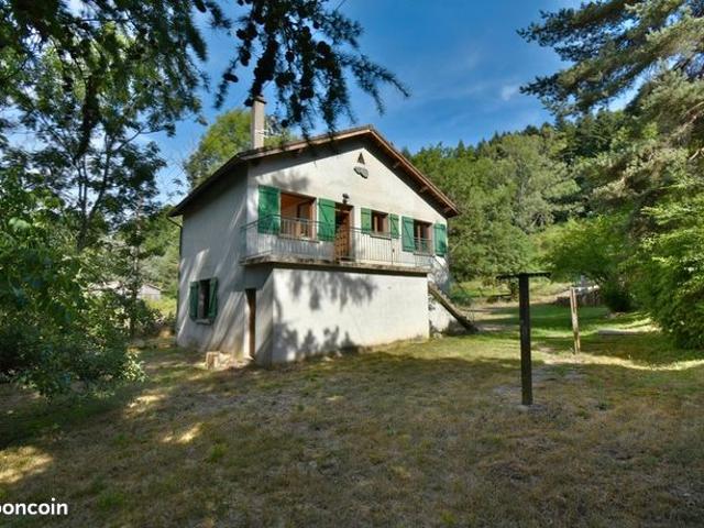 Maison vente à Largentière, Saint-martial
