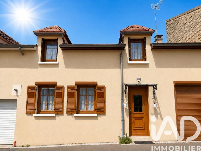 Maison vente à Saint-Germain-en-Laye, Carrières-sur-seine