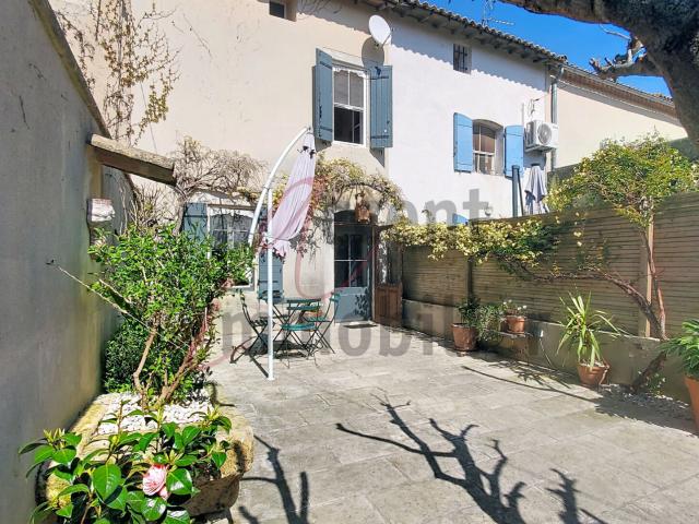 Maison vente à Arles, Maillane