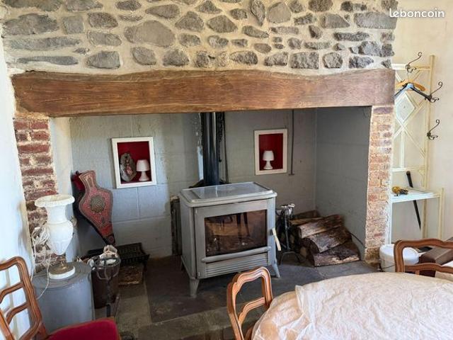 Maison vente à Mauriac, Chaussenac