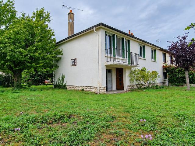 Maison vente à Cité du Lac Lacune, Avoine
