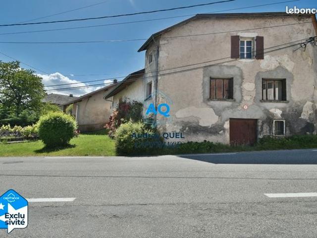 Maison vente à Nantua, Montanges