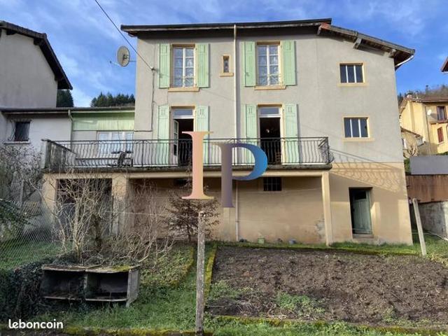 Maison vente à Agen, Cours