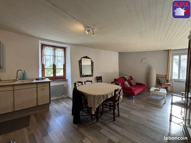 Maison vente à Limoux, Comus