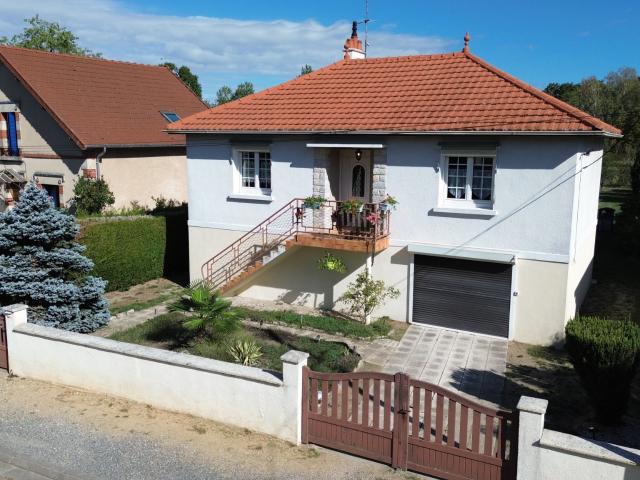 Maison vente à La Guerche-sur-l'Aubois, Cher