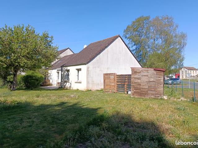 Maison vente à Saint-Amand-Montrond, Nérondes