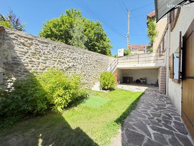 Maison vente à Pontoise, Vienne-en-arthies