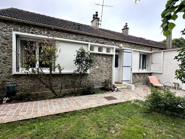 Maison vente à Évry, Petit-bourg