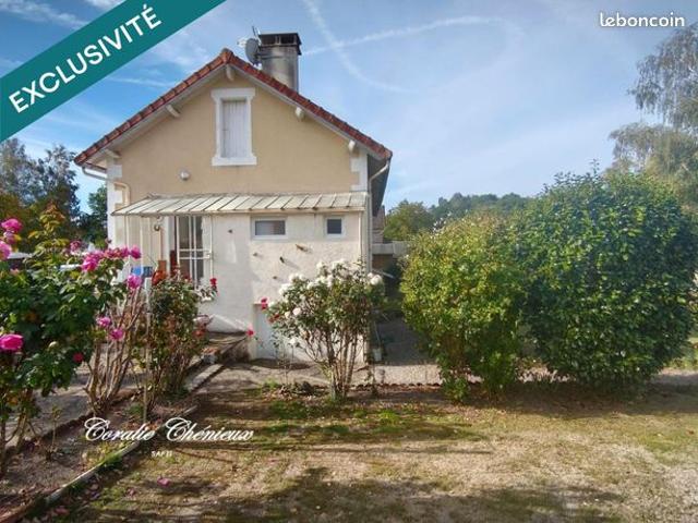 Maison vente à Ydes, Cantal