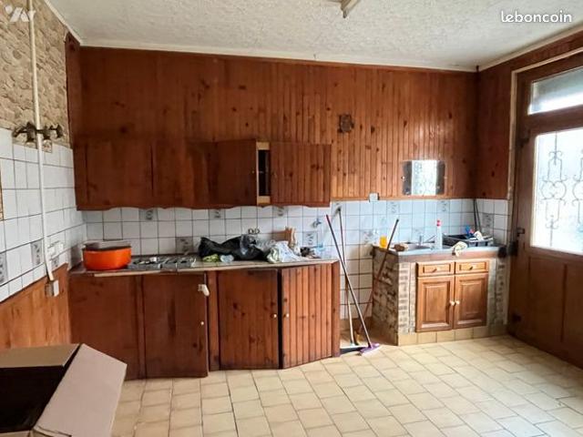 Maison vente à Vervins, Boué