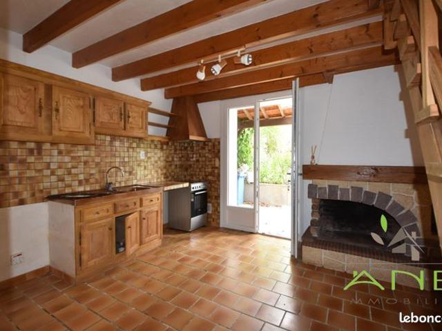 Maison vente à Angoulême, Montbron