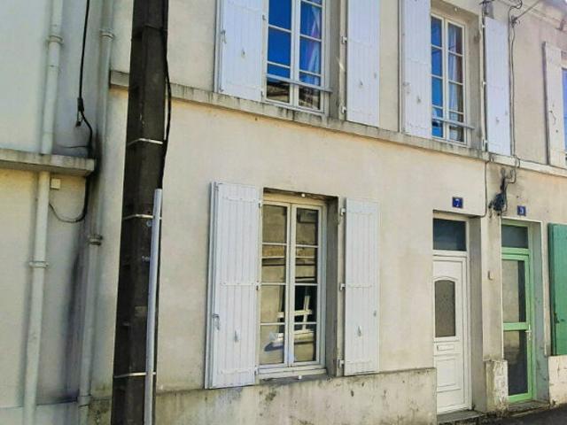 Maison vente à Saintes