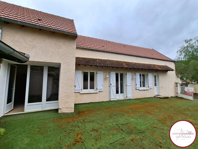 Maison vente à Montluçon, Saint-bonnet-tronçais