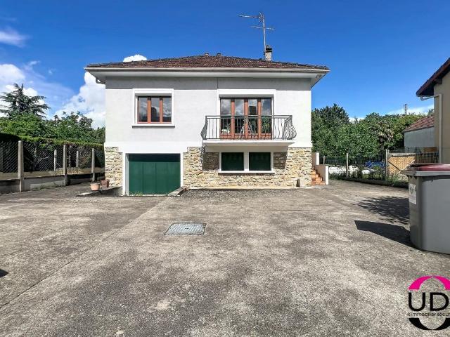 Maison vente à Corbeil-Essonnes, Essonne