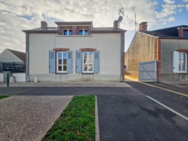 Maison vente à Chartres, Toury