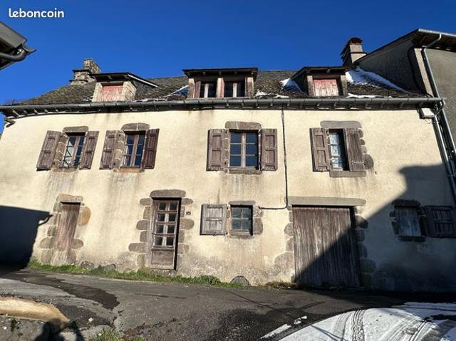 Maison vente à Mauriac, Salers