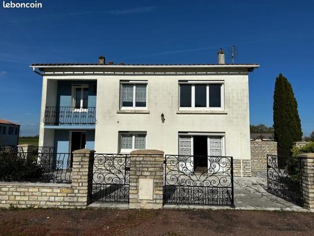 Maison vente à Rochefort, Cabariot